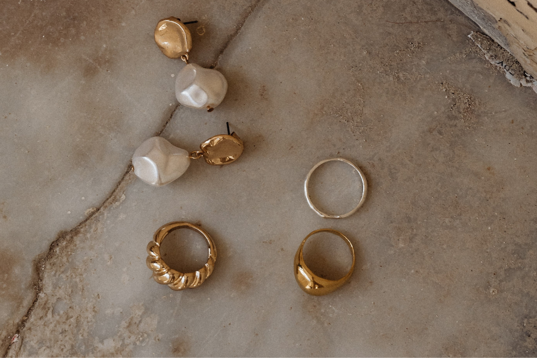 The Allure of Minimalist Jewelry